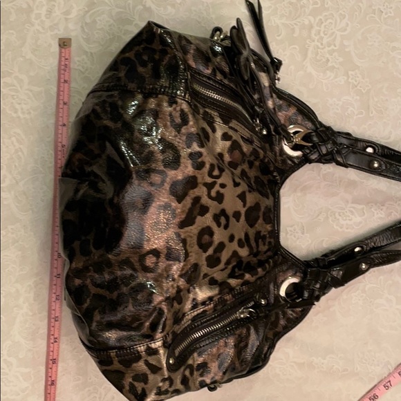 Handbag - Picture 3 of 4